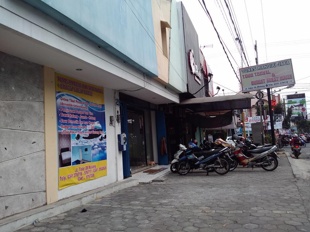 Budget Guest House Tunas Mandiri Jaya Malang Exterior foto